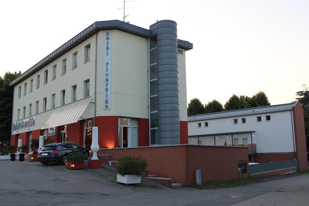 Hotel Riverside Modena Exterior foto