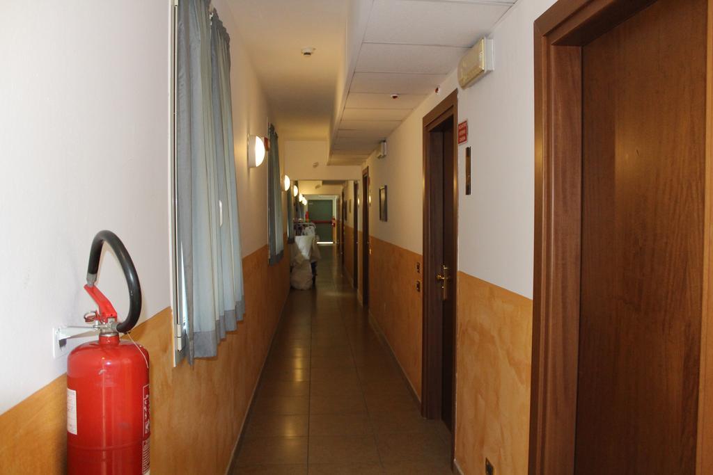 Hotel Riverside Modena Exterior foto