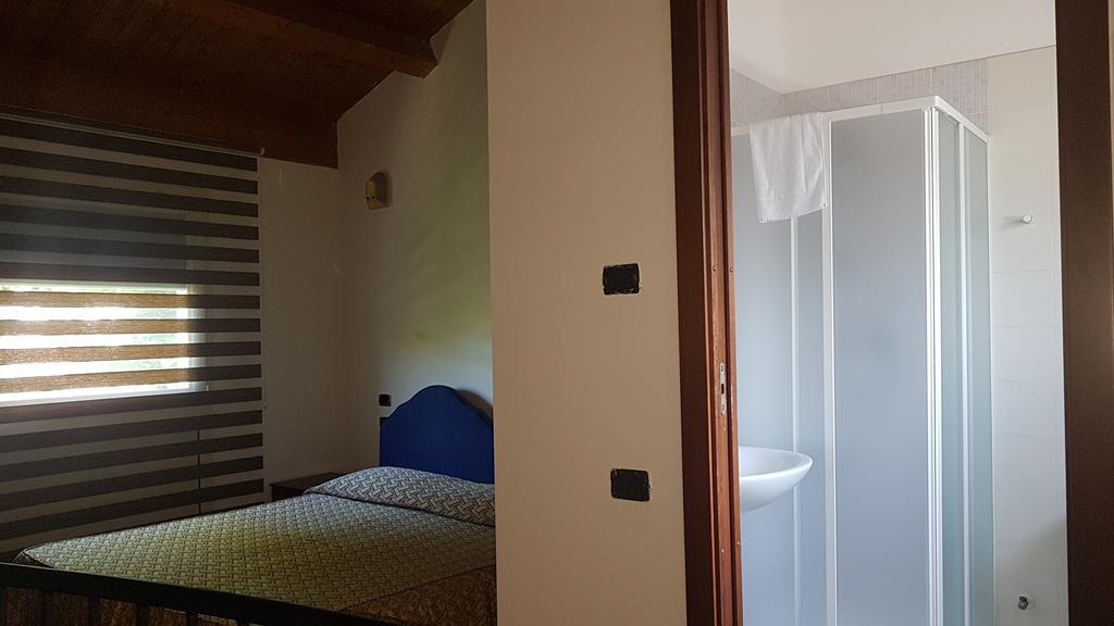 Hotel Riverside Modena Exterior foto